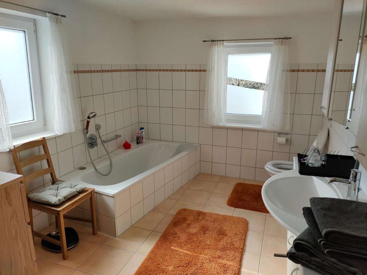 Zentrale & Ruhige Ferienwohnung Mössingen Eksteriør bilde