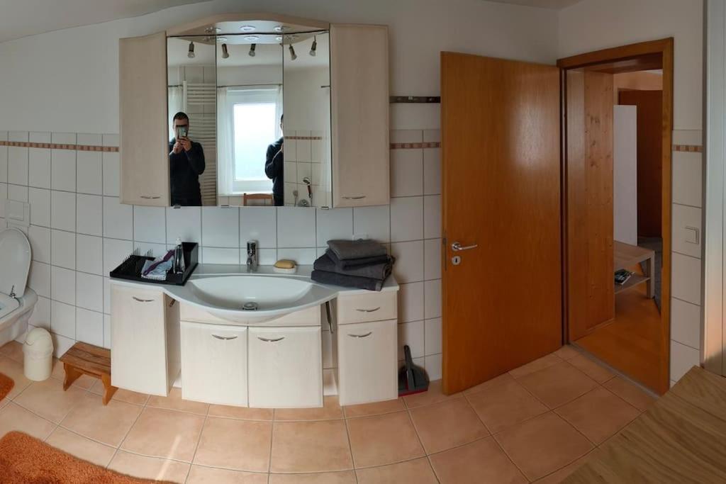 Zentrale & Ruhige Ferienwohnung Mössingen Eksteriør bilde
